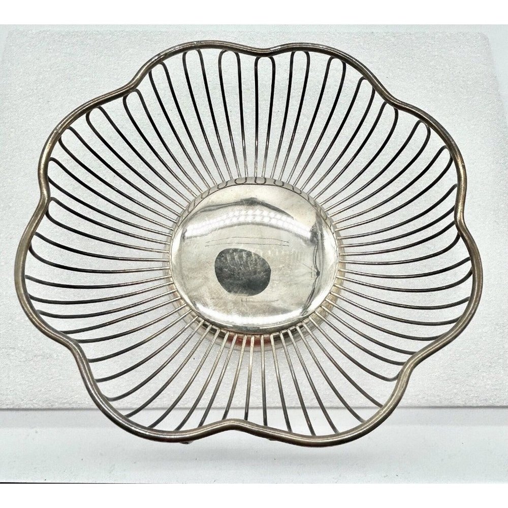 VTG Regal Quality Silver Hong Kong Wire Oval Fruit Basket Bowl MCM 9.5”